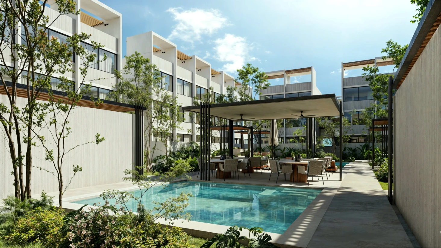 Alberca de un desarrollo residencial en Yucatán